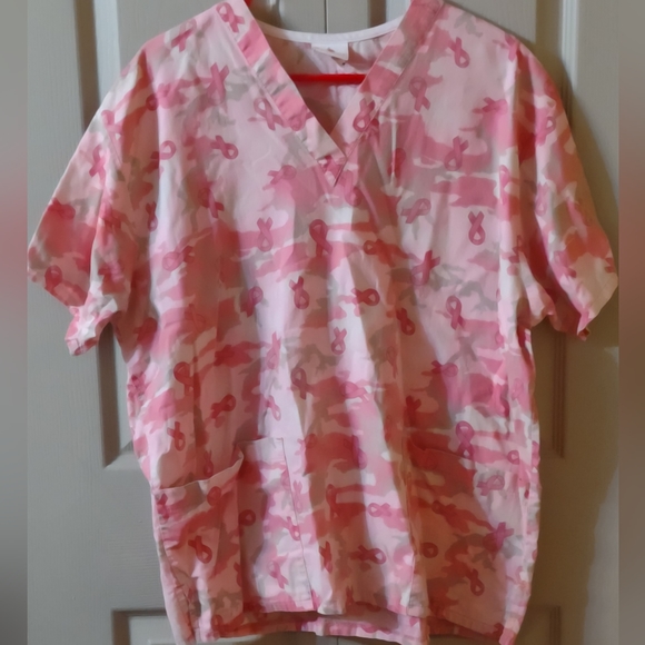 Peaches Uniforms Tops Peaches Scrubs Large Pink Camo Breast Cancer